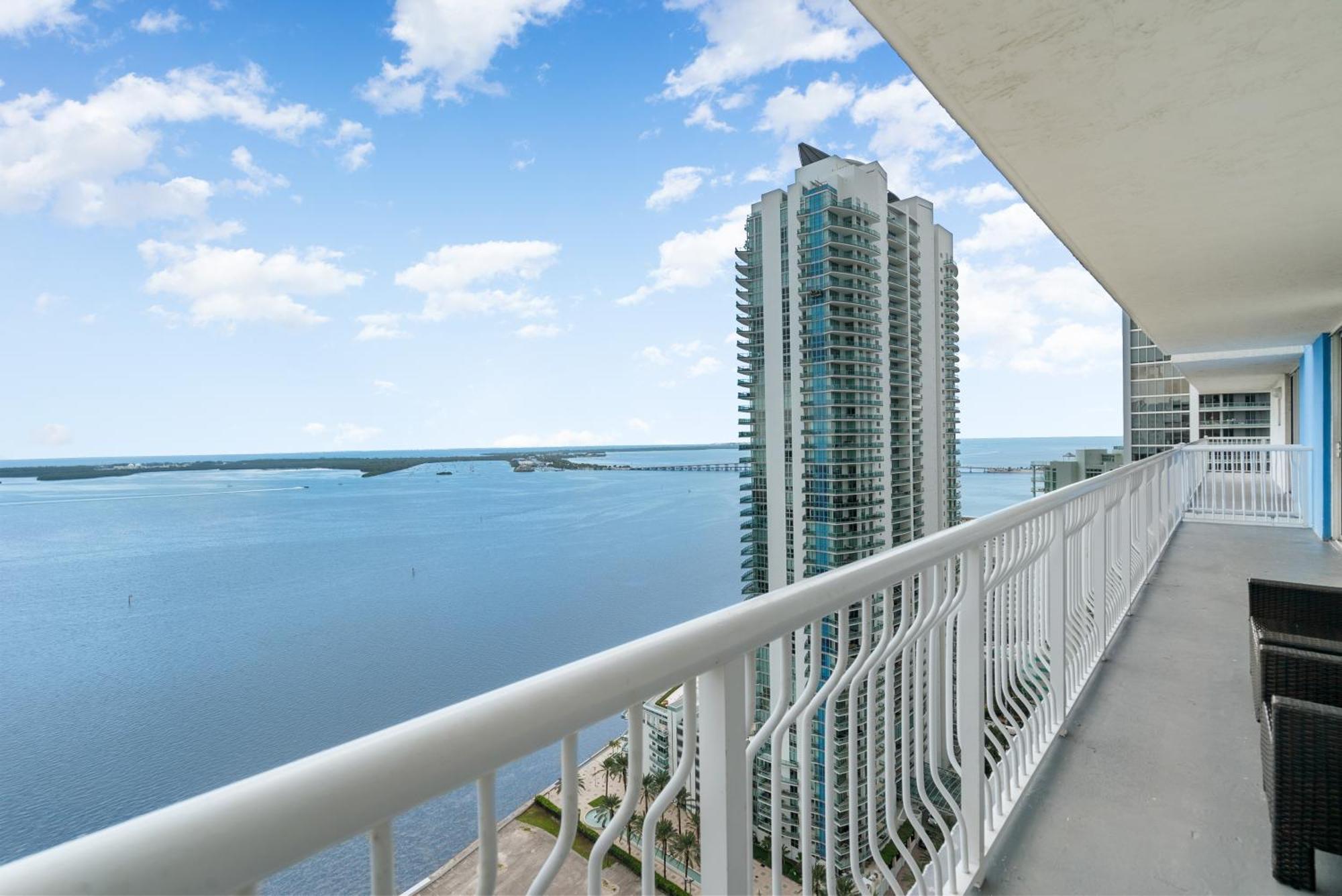 The Ocean Breeze Feel Better It In Our * Miami