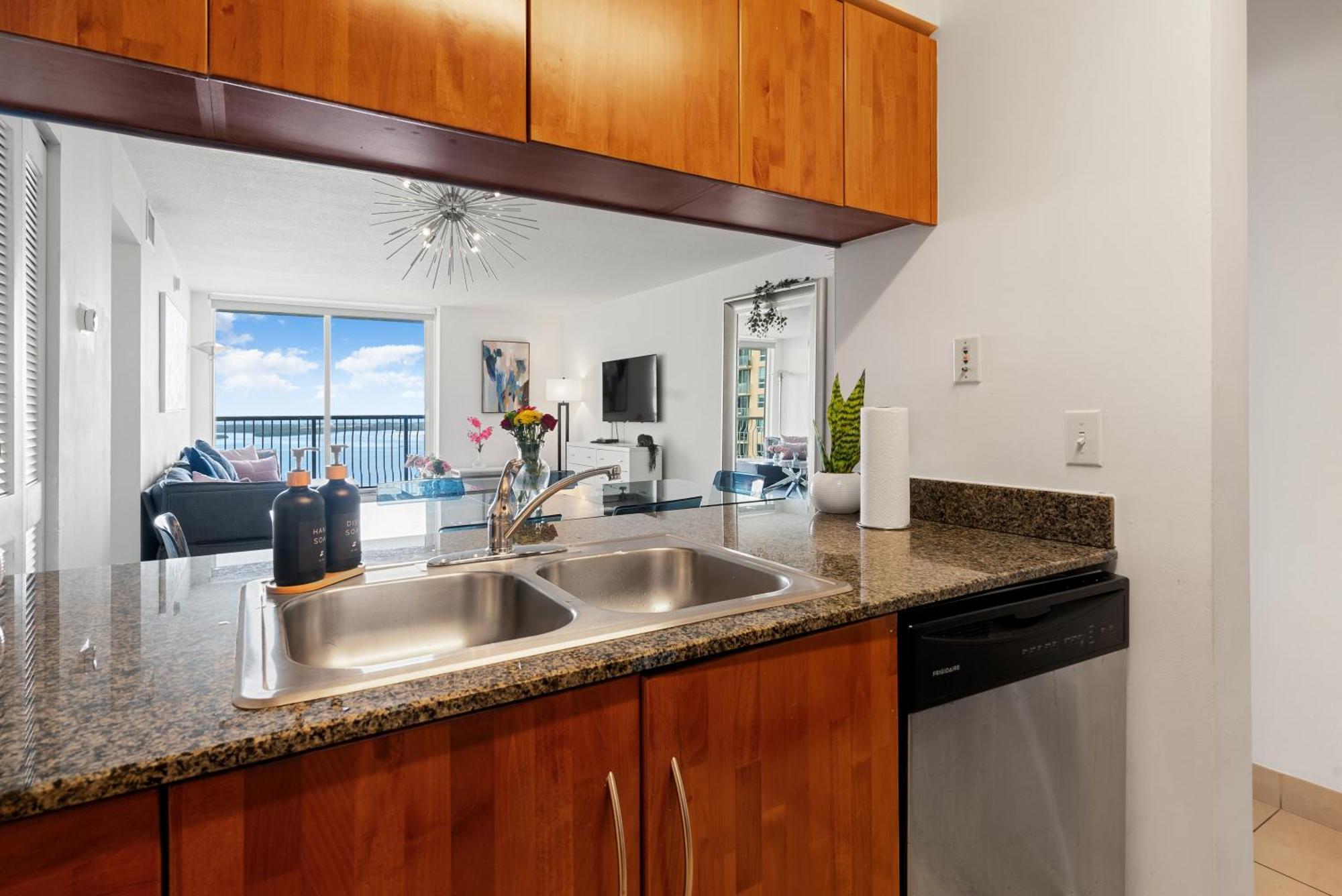 Apartment The Ocean Breeze Feel Better It In Our Miami