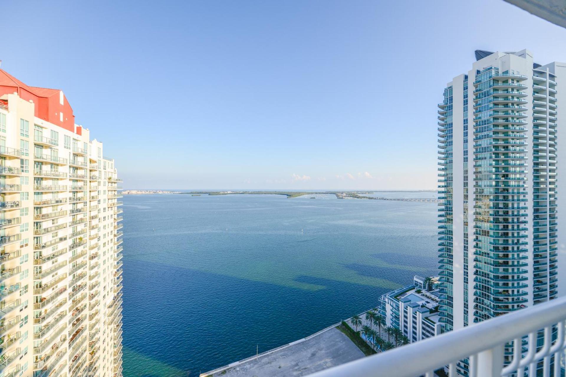 The Ocean Breeze Feel Better It In Our * Miami